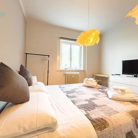 Viale Miramare 123/1 Tirabora Short Rent Trieszt
