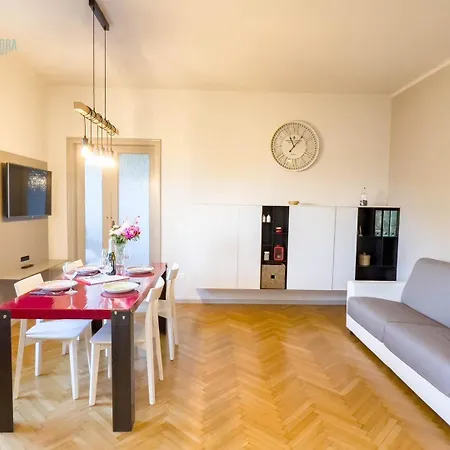 Viale Miramare 123/1 Tirabora Short Rent *