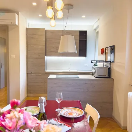 Viale Miramare 123/1 Tirabora Short Rent *