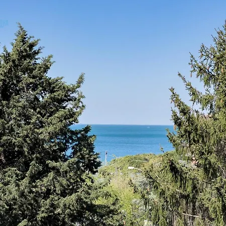 Viale Miramare 123/1 Tirabora Short Rent